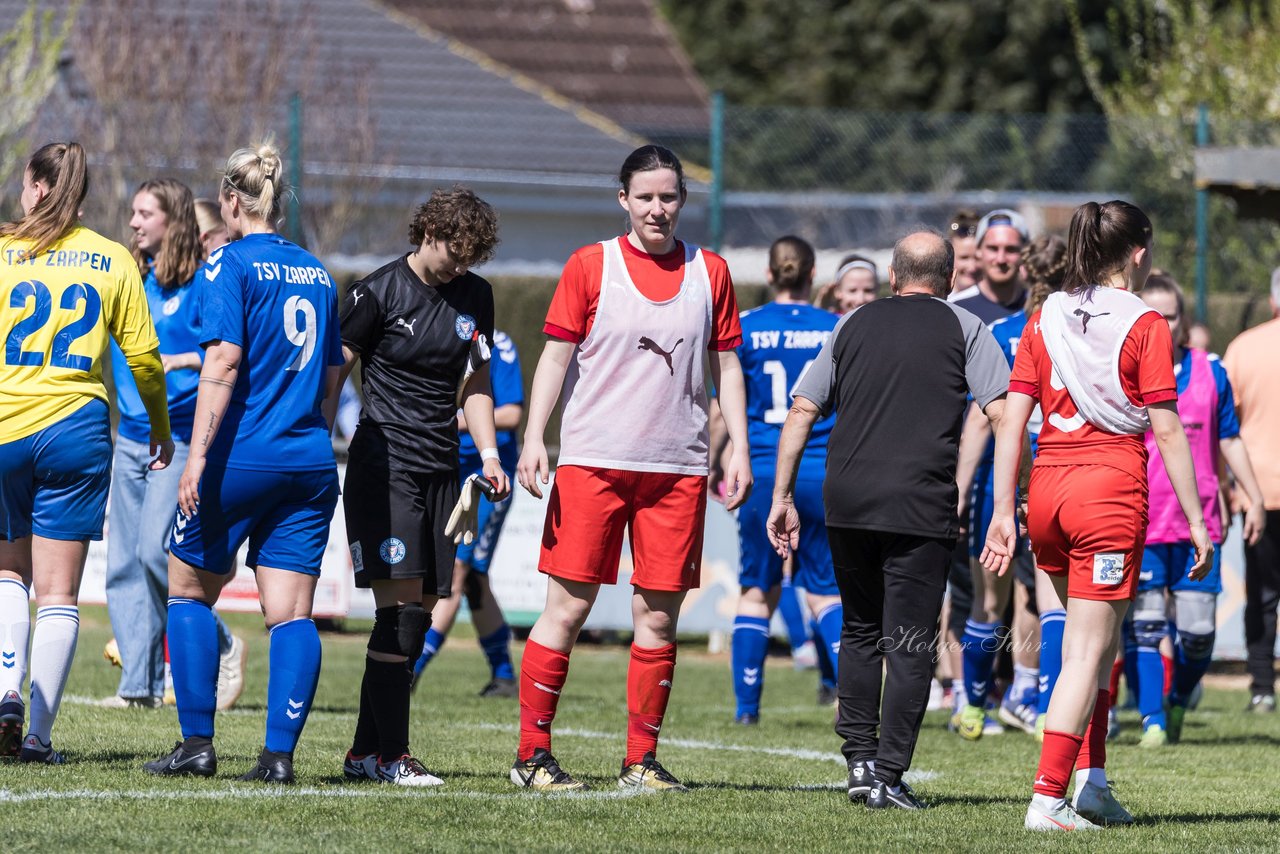 Bild 404 - F TSV Zarpen - Holstein Kiel II : Ergebnis: 2:6